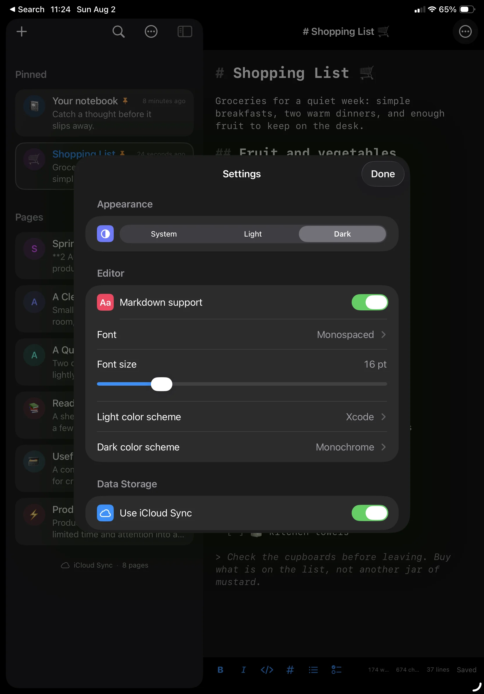 The settings sheet on iPad: appearance, Markdown support, typeface and size, colour schemes and iCloud sync.